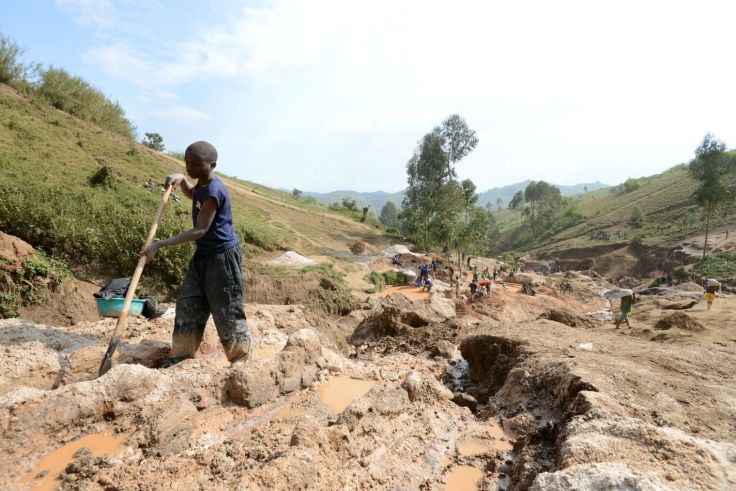 children mining Congo